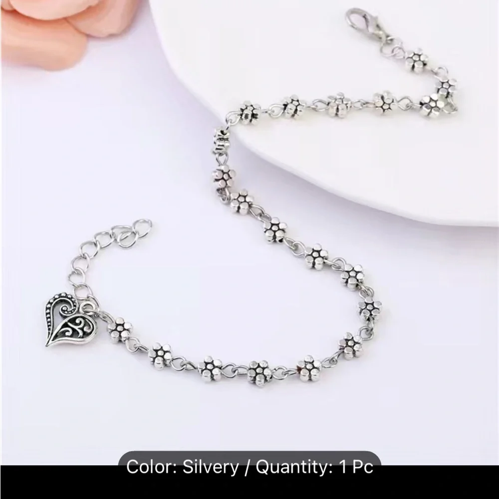 Floral anklet/Bracelet - Picture 4 of 11